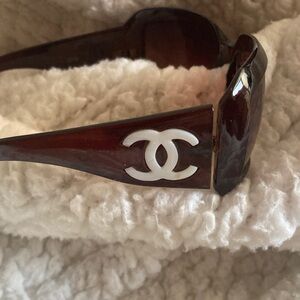 CHANEL Dark Brown Sunglasses